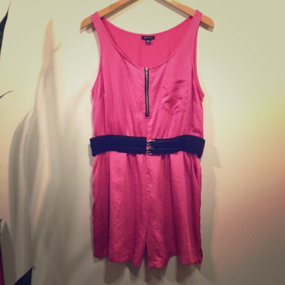 I ♥️ Ronson pink satin belted romper 💖 rare 💖✨